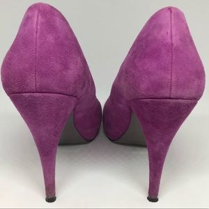 Steve Madden Shoes - Steve Madden pink suede pumps Steve Madden Shoes - Steve Madden pink suede pumps